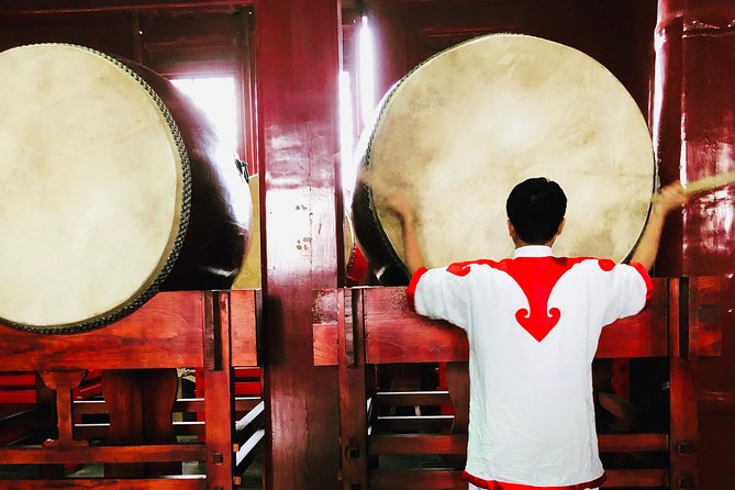 Half-Day Private Beijing Hutong Walking Tour with Dim Sum - Houhai and the bridges provide the best open views