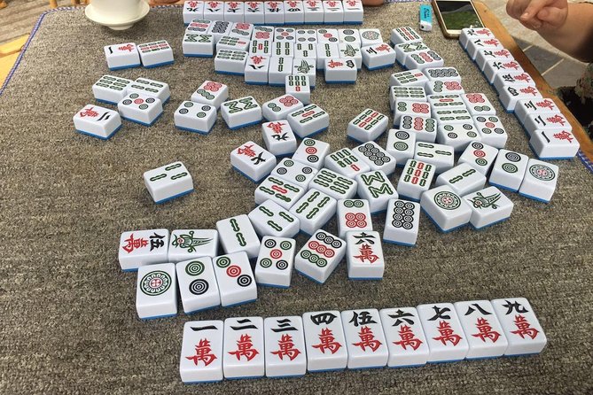 Half-day Private Mahjong course in Local Tea House - Reading Chengdu through its spice market