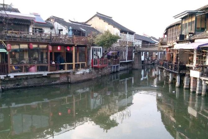 Half-Day Private Zhujiajiao Water Town Tour with Boat Ride from Shanghai - The one-hour drive and private pickup