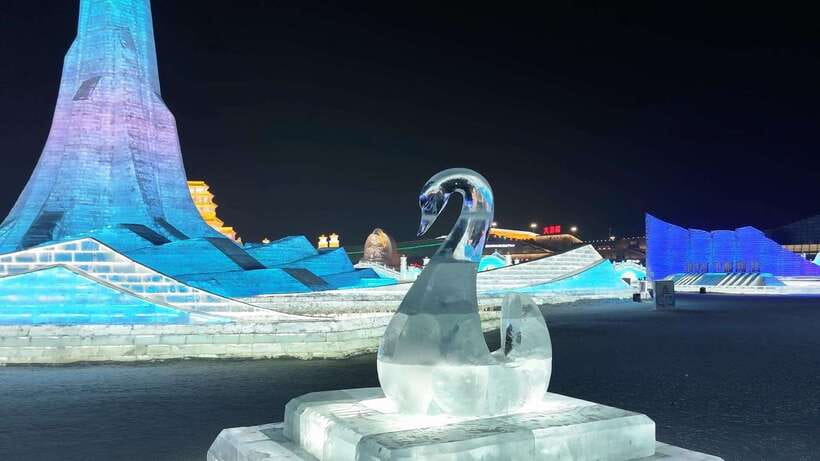 Harbin Ice and Snow Fairyland Private Day Tour - Sun Island and the scale of Harbin’s snow sculptures