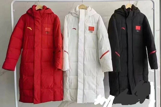 Harbin Winter Warm Clothing Rental - What arrives in the black hotel bag