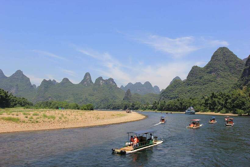 Highlights from Guilin to Yangshuo Full Day Private Tour - The private car and driver-guide setup