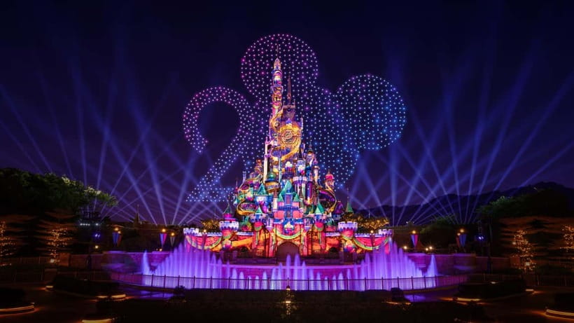 Hong Kong Disneyland: Non-Stop 2-Day Fun Ticket - Arriving at the Main Entrance