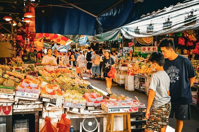 Hong Kong: Kowloon Street Market & Food Culture Walking Tour - Preserved foods at the Marinated Store
