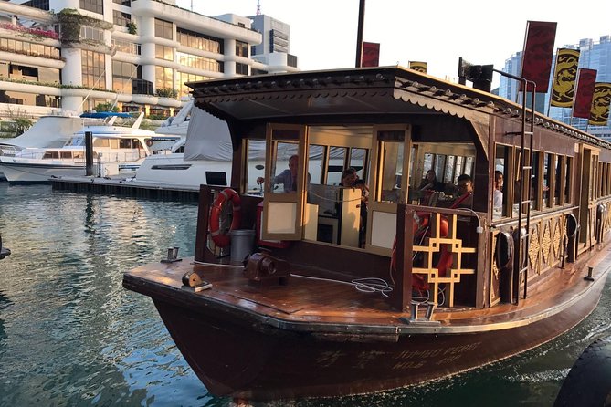 Hong Kong｜Private Sightseeing Tour with Local Driver-Guide - Aberdeen Fishing Village and harbor life