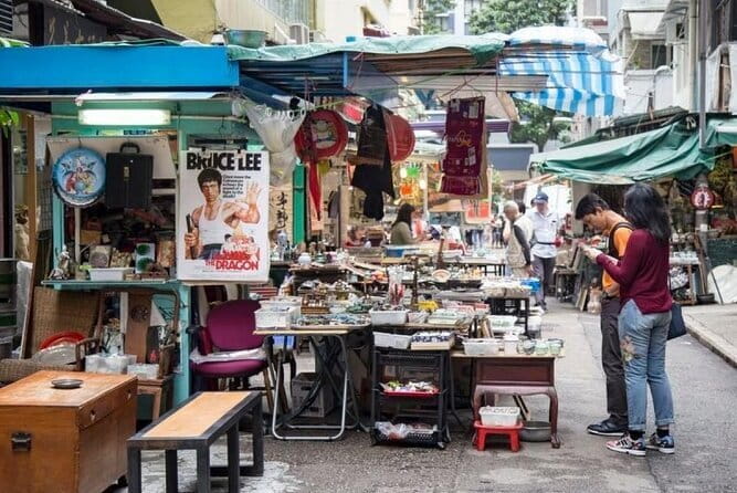 Hong Kong Street Food Tour with Locals - Dim Sum, Wonton & more - Gilman’s Bazaar slows the pace with aged pu-erh