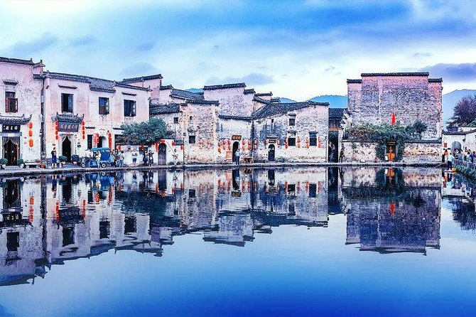 Hongcun Ancient Village Half-Day Private Tour from Huangshan - Why Hongcun works so well as a half-day outing