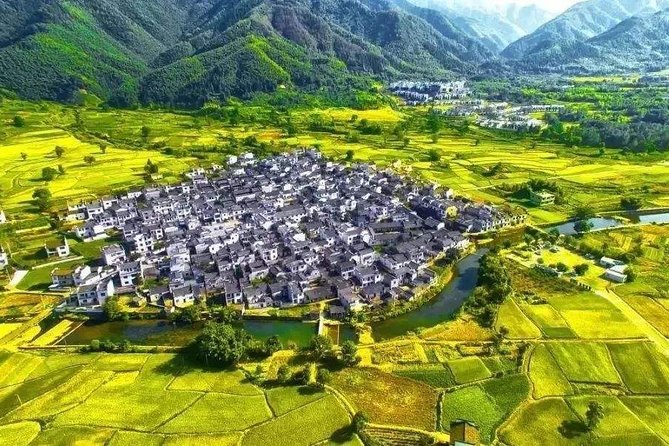 Hongcun Ancient Village Half-Day Private Tour from Huangshan - Following the Crouching Tiger, Hidden Dragon connection