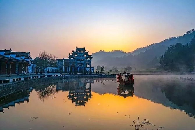 Hongcun Ancient Village Half-Day Private Tour from Huangshan - The ride from Huangshan to the village