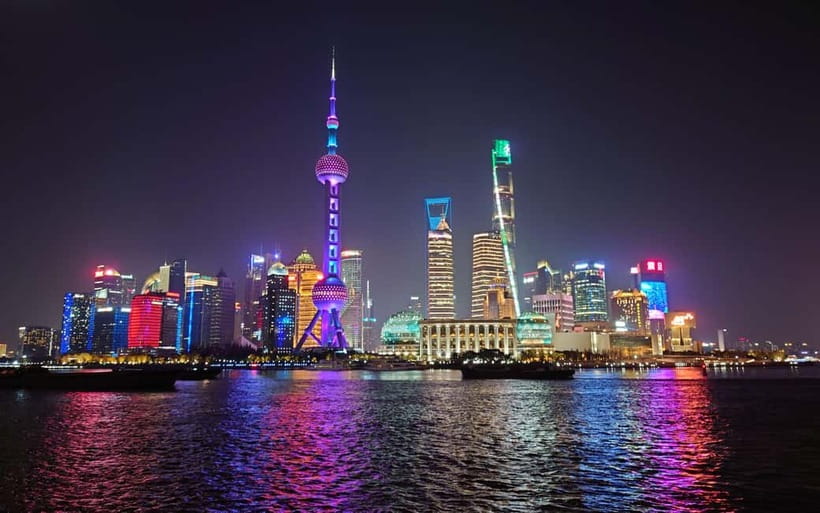 Huangpu Night Cruise: Cozy Vibe & Modern Shanghai Glow - Choosing the right boat and deck