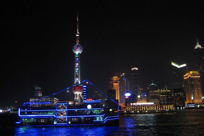 Huangpu River Cruise and Bund City Lights Evening Tour of Shanghai - Shanghai’s skyline from the Huangpu River