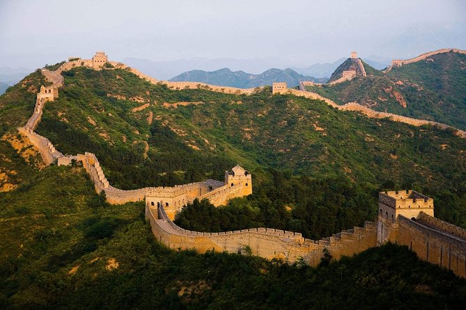 Jinshanling Private Tour with Night View of Simatai and Gubei Water Town from Beijing - Why Jinshanling is the star of the day
