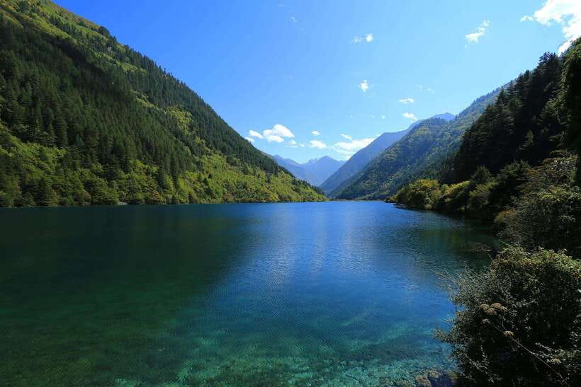 Jiuzhai Valley National Park：Visit Colorful Fairy Tale World - Starting at the Visitor Center