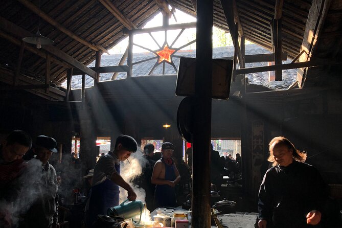 Leshan Buddha + Panda Base or Old Tea House Private Day Tour - The guide can shape the whole experience