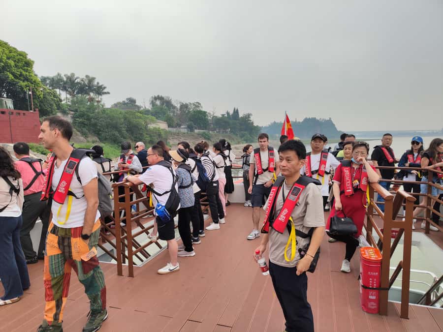Leshan Grand Buddha Scenic Area and Panda Park Day Tour - Is $116 good value?