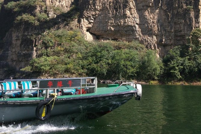 Longqingxia Gorge Cruise and Guyaju Cave Dwellings Private Day Tour - Who will enjoy this day most