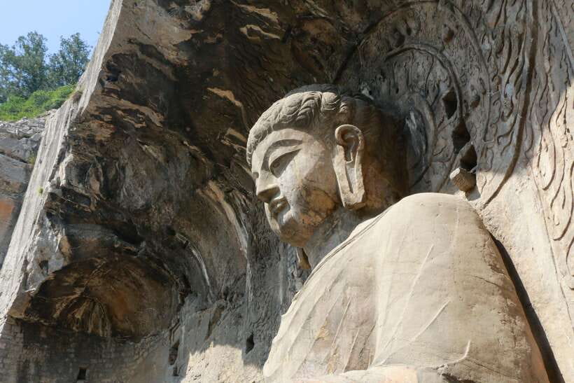 Luoyang: Longmen Grottoes Optional Tours or Tickets Only - Timing, crowds, weather, and physical effort