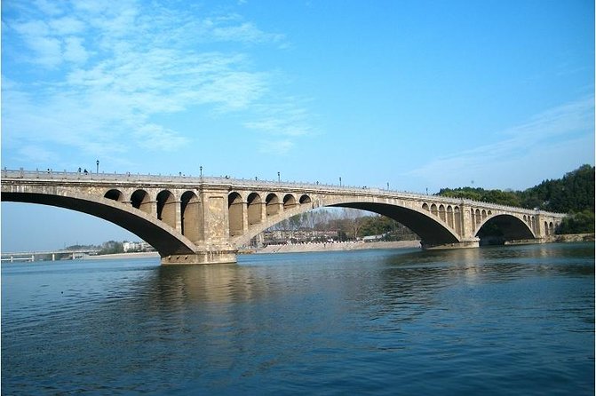 Luoyang Private Day tour to Longmen Grottoes and Shaolin temple - Why this private Luoyang day trip works