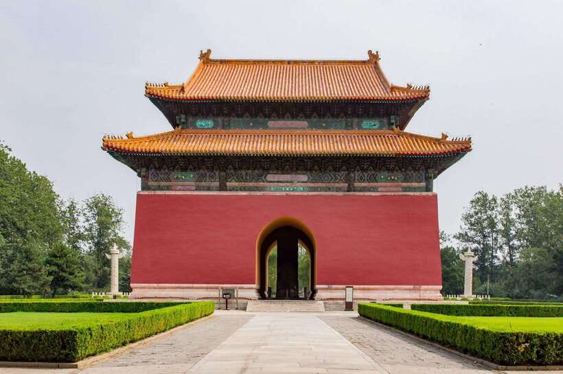 Ming Tombs Private Tour: Sacred Road, Dingling and Changling - Price, timing, and what you receive for $135