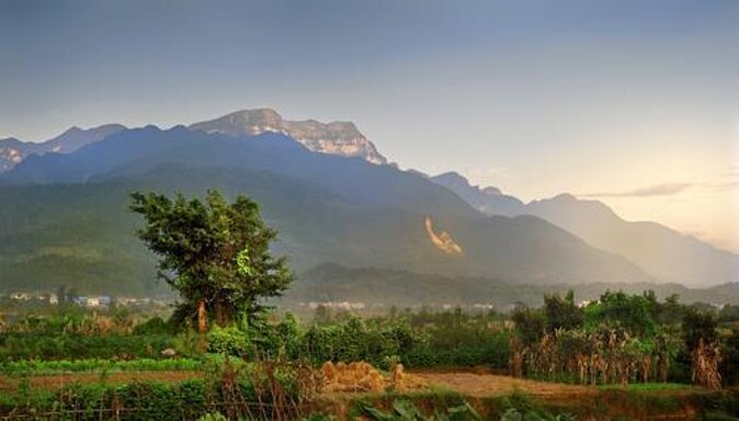 Mt Emei and Giant Buddha 2 Days Tour - Key points to know before booking