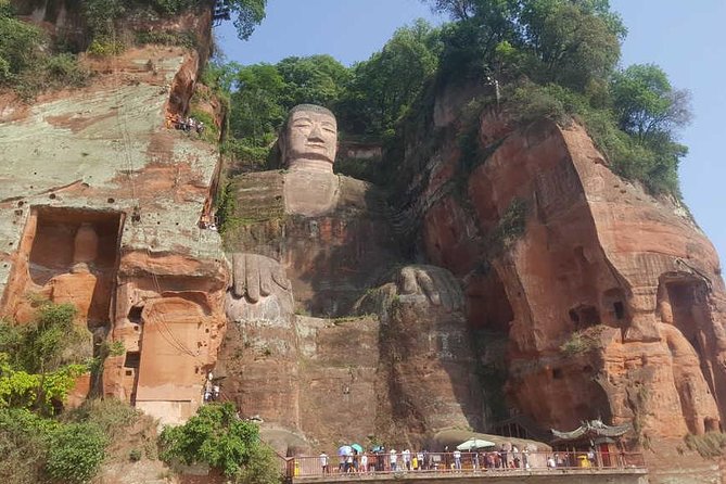 Mt Emei and Giant Buddha 2 Days Tour - Why this two-day route works from Chengdu