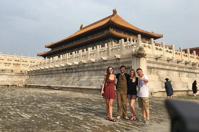 Mutianyu Great Wall & Forbidden City Private Layover Guided Tour - Tiananmen Square in a short central-Beijing stop