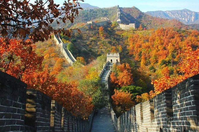 Mutianyu Great Wall Private Day Tour With English-Speaking Driver - Arriving at Mutianyu Great Wall