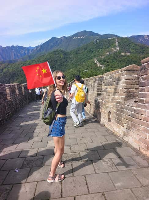 Mutianyu Great Wall Private Tour with English Driver - Reaching the Mutianyu Entrance