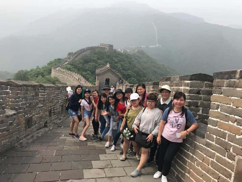 Mutianyu Wall, Summer Palace & Old Summer Palace Day Tour - The guides can make or break the day
