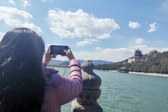 Panda House, Temple of Heaven, Lama Temple, Summer Palace & Lunch - Why the pandas make a smart first stop