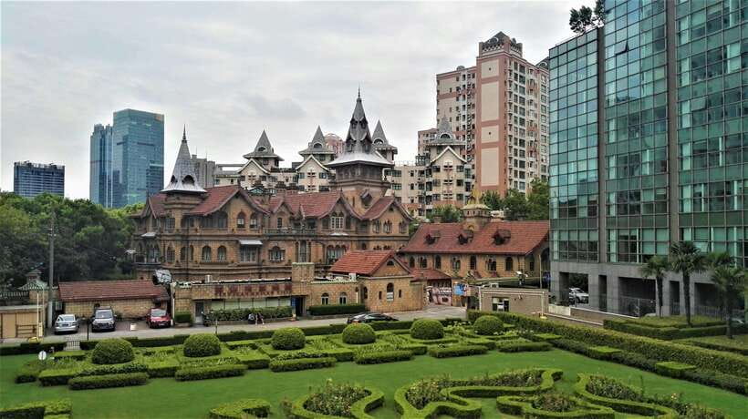 Private 3 hour bike tour with coffee break - Why a bicycle is a smart way to see Shanghai