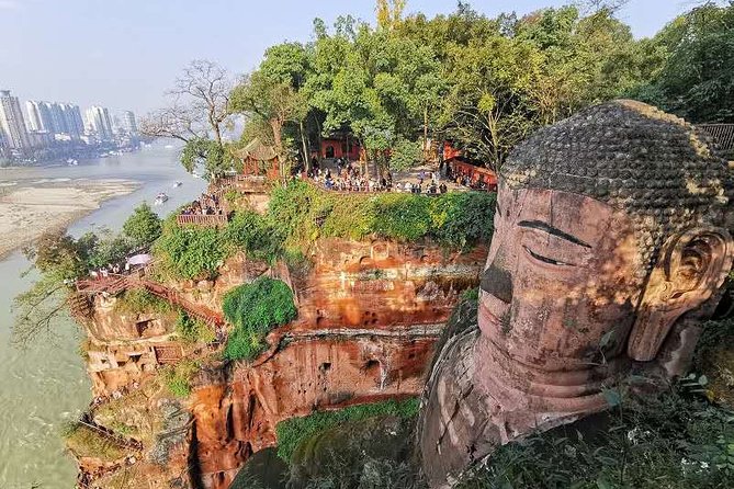 Private Day Tour to Leshan Grand Buddha from Chengdu - Starting at Lingyun Temple and the Buddha’s head