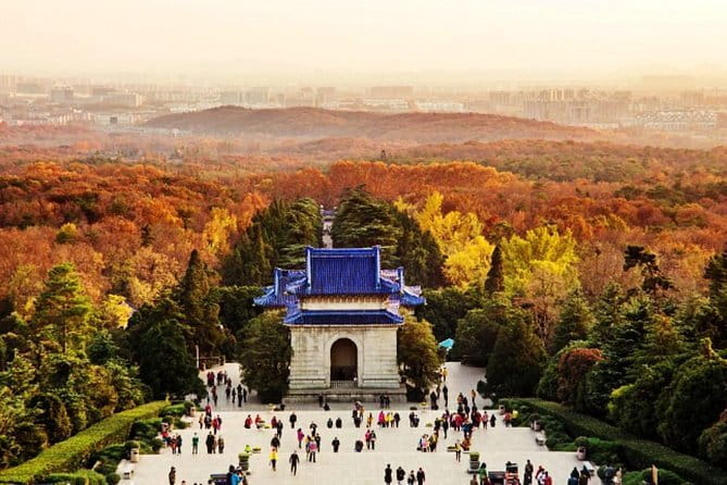 Private Day Tour to Niushoushan Cultural Park in Nanjing - Vegetarian lunch included in the day