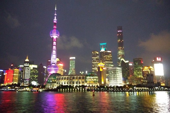 Private Evening Tour: VIP Huangpu River Cruise and Shanghai Lights - Yuyuan Old Street and the Nine-Zigzag Bridge