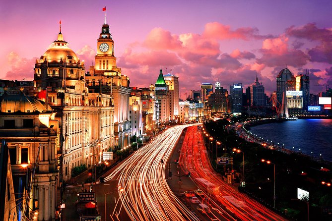 Private Evening Tour: VIP Huangpu River Cruise and Shanghai Lights - Lujiazui shows Shanghai’s modern scale
