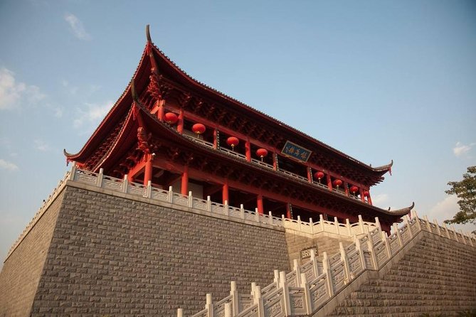 Private flexible Guangzhou City Sightseeing Tour with Dim-Sum Tasting - Walking the old streets of Shamian Island