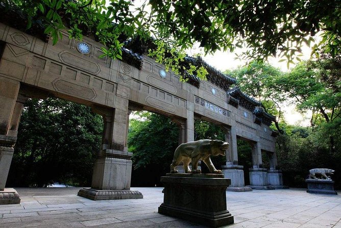 Private Flexible Nanjing City Day Trip from Shanghai by Bullet Train - What the private format really changes