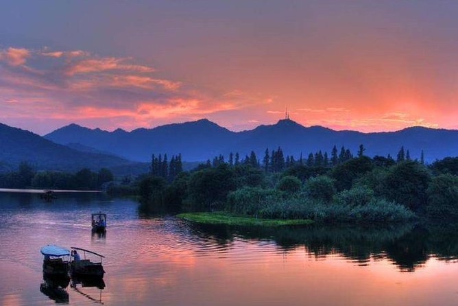 Private Full Day Tour : Customizable Hangzhou City Highlights with Multi Options - West Lake: Hangzhou’s graceful first look