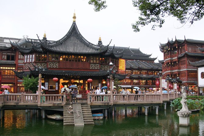 Private Full-Day Tour: Incredible Shanghai Highlights - A Tang-style tea ceremony in the Yuyuan area