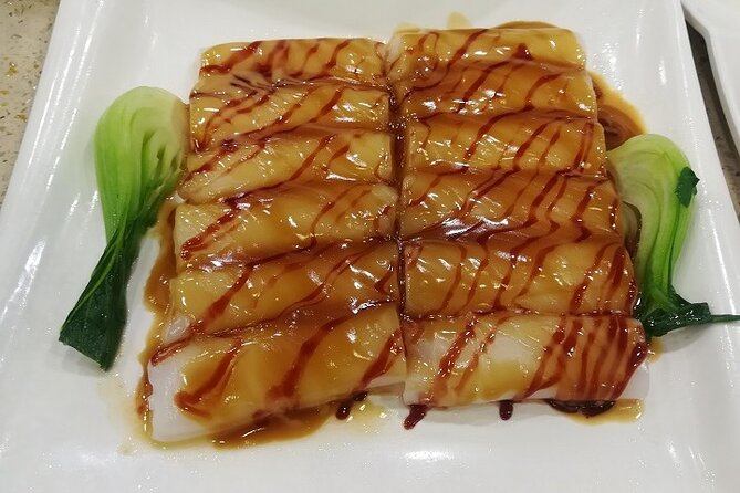 Private Guangzhou Food Tour Michelin Restaurant&Local Food Market - Huacheng Square and the modern city