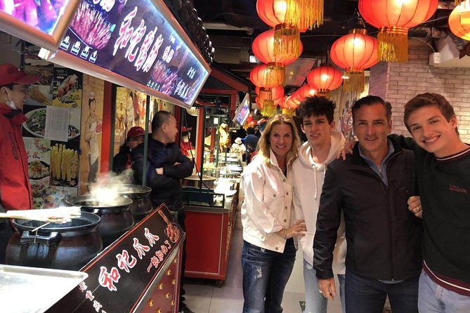 Private Night Tour: Discover Beijing in Bustling Lights - Jingshan, Forbidden City walls, and Tiananmen Square