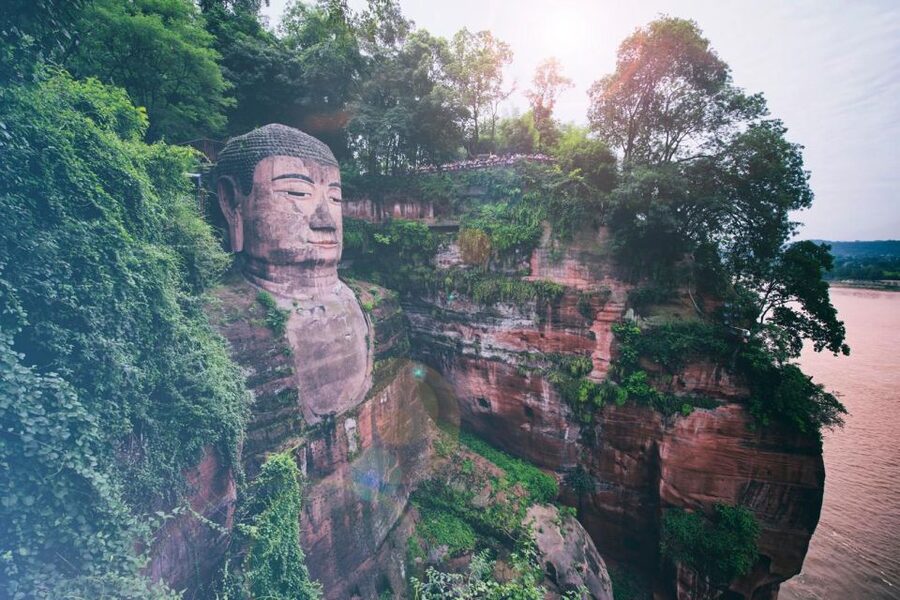 Private Tour to Leshan Giant Buddha & Huanglongxi Old Town - The 2.5-hour ride from Chengdu