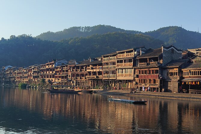 Private Transfer from Zhangjiajie to Fenghuang and stops at Furong old town - Why this transfer is more than a long car ride