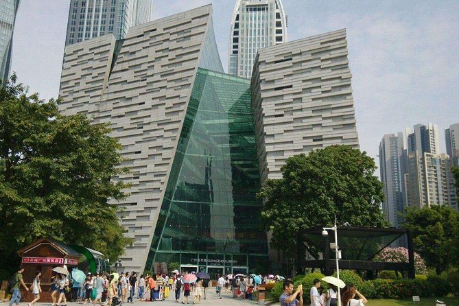 Reputable Private Guangzhou Tour Guide Service by Xaq - Canton Tower closes with Guangzhou’s modern face