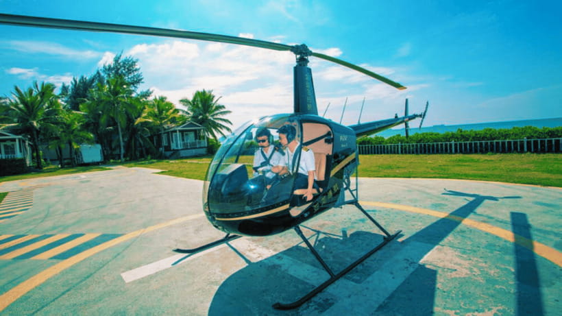 Sanya: Helicopter Tour over Haitang Bay with Atlantis Views - The 15 km coastal route
