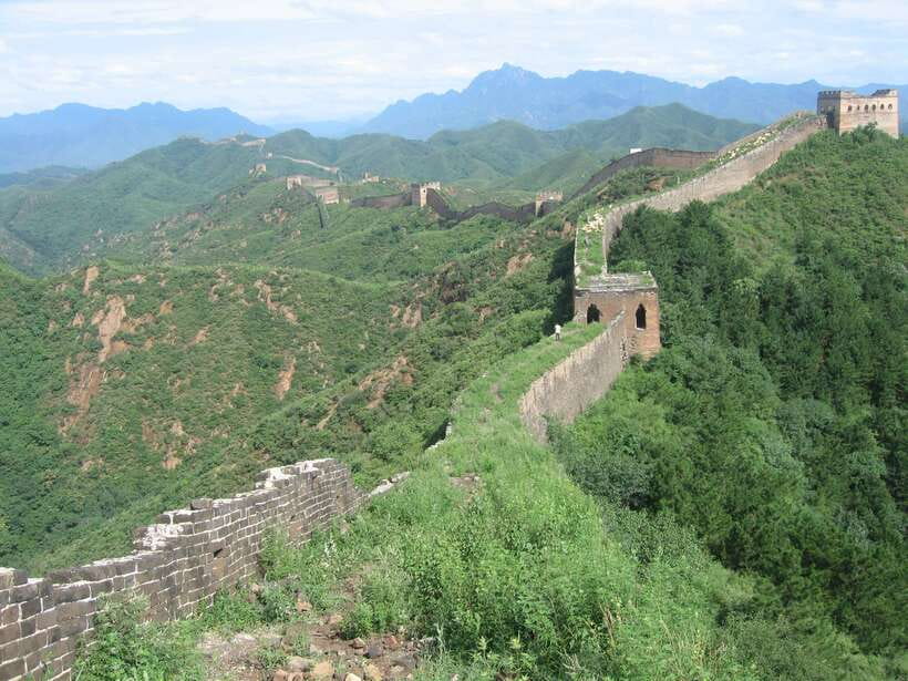 Self-guided challenging hiking from Jinshanling to Gubeikou - Climbing to East-Five-Eye Watchtower
