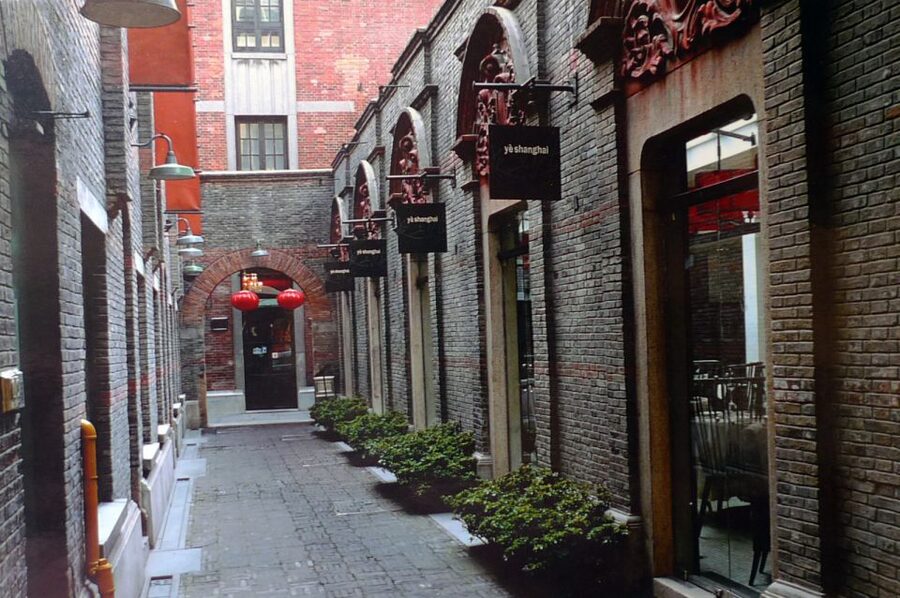 Shanghai: 8-Hour Private City Tour - Pudong, Shanghai Tower, and the Bottle Opener