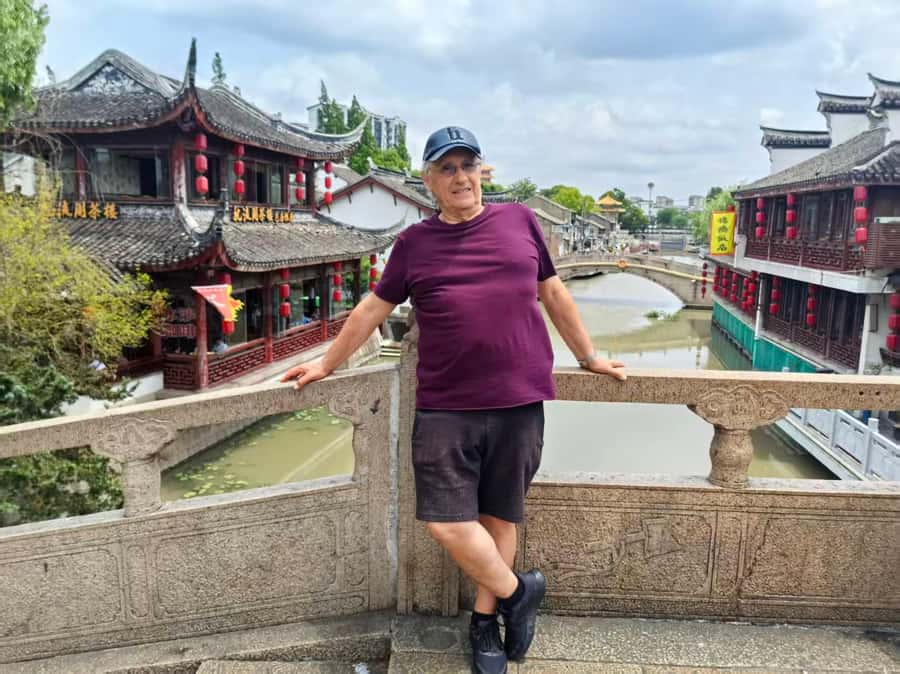 Shanghai Must-See and Foodie Test Bike Tour( Day & Night) - Why a bike is a smart way to see Shanghai