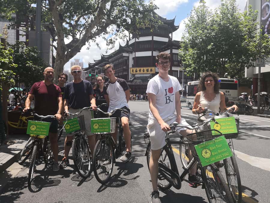 Shanghai Must-See and Foodie Test Bike Tour( Day & Night) - Who should book this Shanghai bike tour?