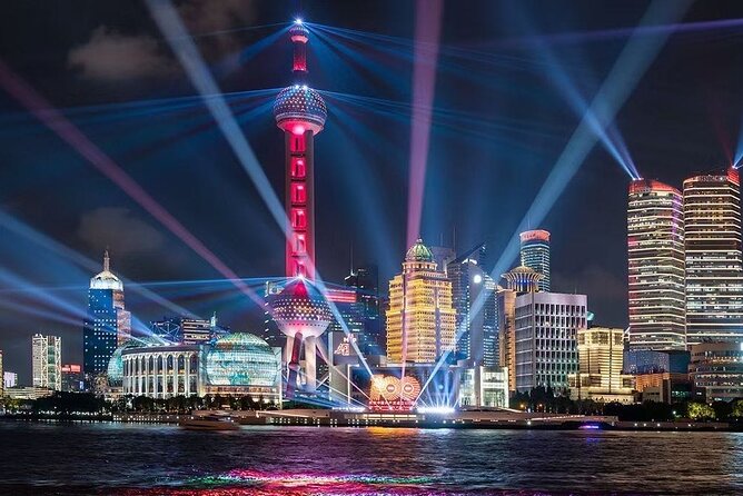 Shanghai Night River Cruise and Light Tour with Yuyuan Bazaar - Who will enjoy this evening most